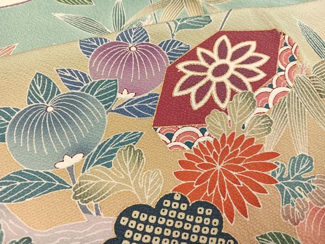 平和屋着物●豪華振袖　友禅　駒刺繍　貝桶枝花文　暈し染め　金彩　正絹　逸品　AABK7065ph