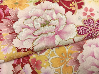 平和屋着物●豪華振袖　刺繍　花蝶文　銀彩　銀通し地　正絹　逸品　AABK7067ph
