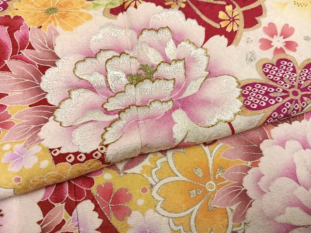平和屋着物●豪華振袖　刺繍　花蝶文　銀彩　銀通し地　正絹　逸品　AABK7067ph
