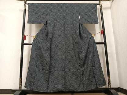 平和屋着物●本場大島紬　割込み絣　花菱文　正絹　逸品　AABK7100ph