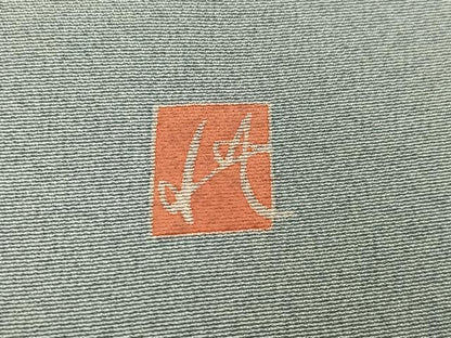 平和屋着物●訪問着　作家物　駒刺繍　鳳凰花唐草文　金彩　正絹　逸品　AABK7107ph