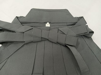 平和屋着物●男性　馬乗り袴　神代袴　縞　正絹　逸品　AABK7131ph