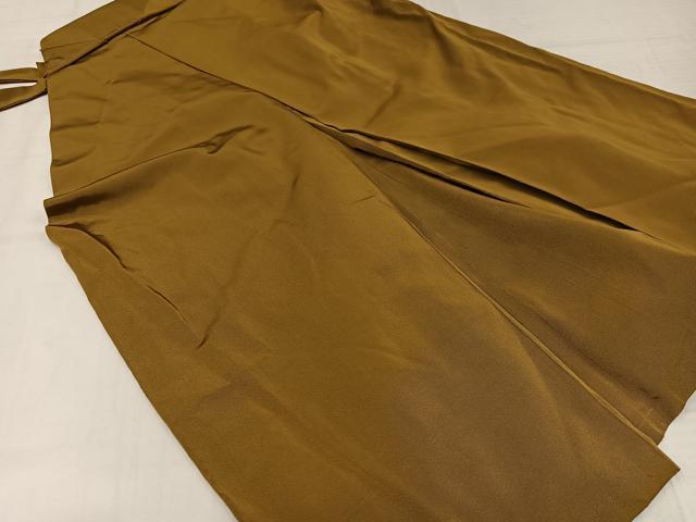 平和屋着物●男性　馬乗り袴　黄橡色　正絹　逸品　AABK7143ph