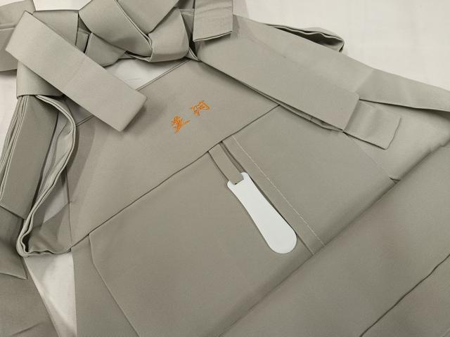 平和屋着物●男性　馬乗り袴　練色　正絹　逸品　AABK7146ph
