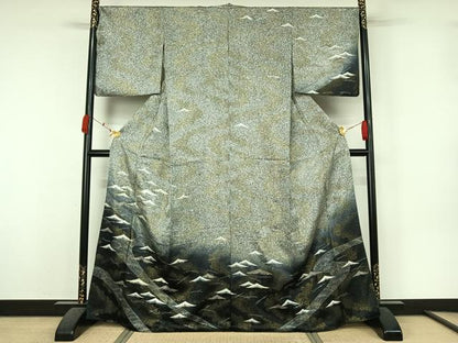 平和屋着物▽訪問着　単衣　駒刺繍　松文　暈し染め　金通し地　正絹　逸品　AABK7219jh