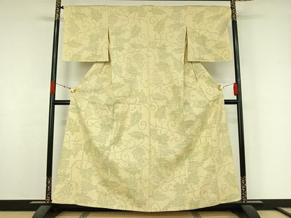 平和屋着物▽結城紬　単衣　80亀甲　葡萄唐草文　正絹　逸品　AABK7228jh