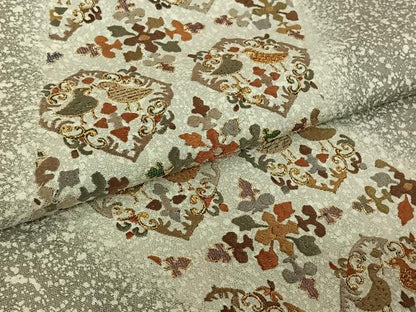 平和屋着物▽二代目 川村久太郎　訪問着　単衣　刺繍　向かい鳥花文　たたき染め　金糸　正絹　逸品　AABK7300jh