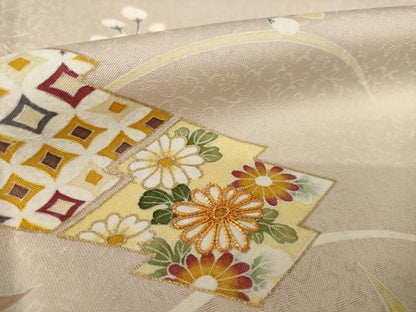 平和屋着物●訪問着　京友禅　駒刺繍　松皮菱花文　金彩　丹後ちりめん　反端付き　正絹　逸品　未使用　AABK7330ck