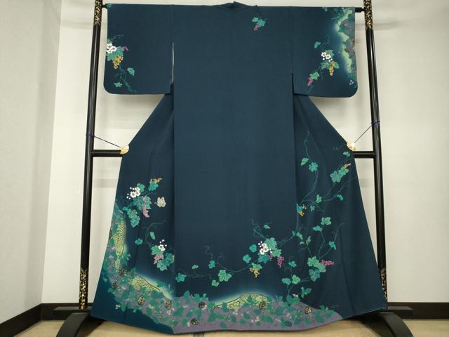 平和屋着物●訪問着　葡萄蔦草文　蝶　暈し染め　金彩　正絹　逸品　AABK7333ck