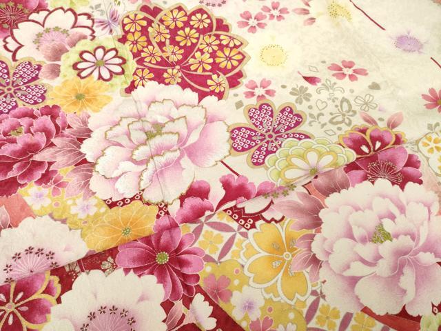 平和屋着物●豪華振袖　刺繍　舞花文　暈し染め　金銀彩　銀通し地　正絹　逸品　AABK7345ck