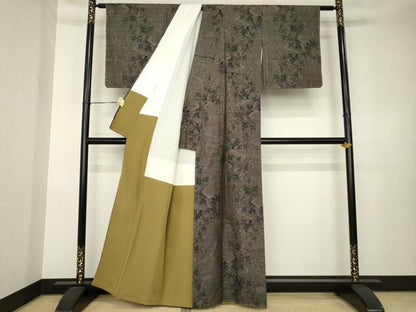平和屋着物●本場大島紬　純泥染め　9マルキ　雲重ね花文　前山織物謹製　証紙付き　正絹　逸品　AABK7350ck
