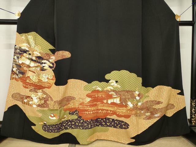 平和屋着物●創業460年・千總　黒留袖　駒刺繍　雲取り吉祥鴛鴦文　金糸　金彩　伊勢丹扱い　正絹　逸品　AABK7439ck