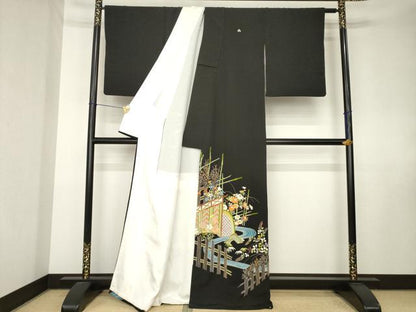平和屋着物●野口真造　大彦二代目　江戸染繍友禅　黒留袖　刺繍　流水風景花文　金糸　正絹　逸品　AABK7442ck