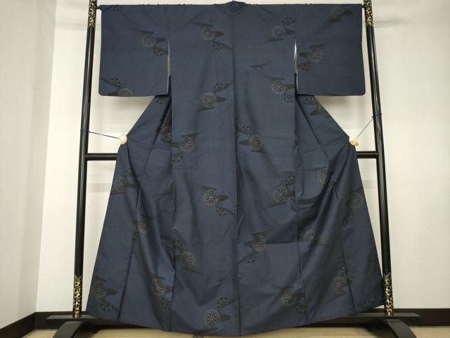 平和屋着物●本場大島紬　9マルキ　流水源氏車文　正絹　逸品　AABK7450ck