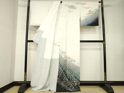 平和屋着物●訪問着　絞り　舞花文　暈し染め　銀通し地　正絹　逸品　AABK7475ck