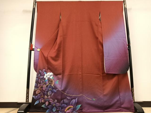 平和屋着物●豪華振袖　草花文　暈し染め　金彩　金通し地　京都きもの友禅扱い　正絹　逸品　AABK7486fy