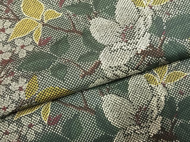 平和屋着物●本場染大島紬　枝花文　正絹　逸品　AABK7569fy