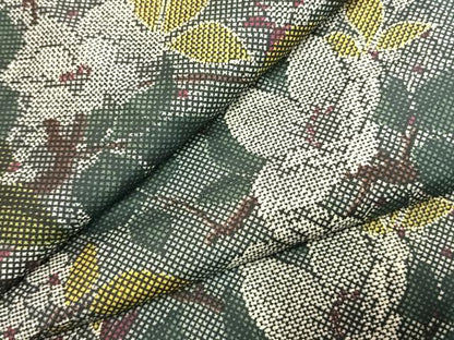 平和屋着物●本場染大島紬　枝花文　正絹　逸品　AABK7569fy