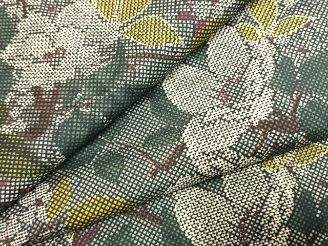 平和屋着物●本場染大島紬　枝花文　正絹　逸品　AABK7569fy