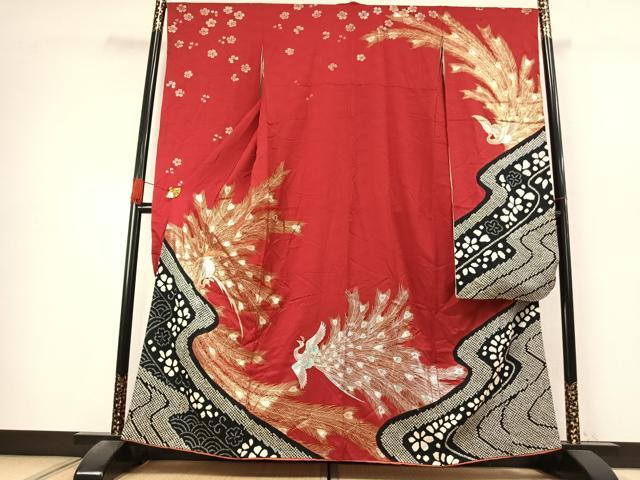 平和屋着物●豪華振袖　絞り　駒刺繍　孔雀花文　金銀彩　正絹　逸品　AABK7572fy