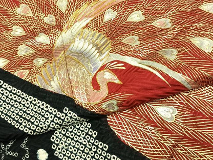 平和屋着物●豪華振袖　絞り　駒刺繍　孔雀花文　金銀彩　正絹　逸品　AABK7572fy