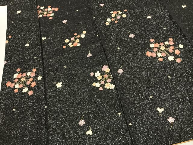平和屋着物●上質な小紋　舞桜文　黒地　金彩　銀通し地　胴抜き仕立て　正絹　逸品　AABK7578fy
