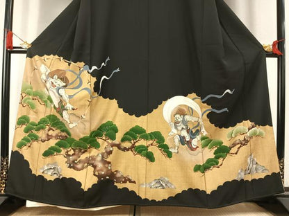 平和屋着物●豪華黒留袖 駒刺繍 風神雷神 金彩 正絹 逸品 AABK7635fy