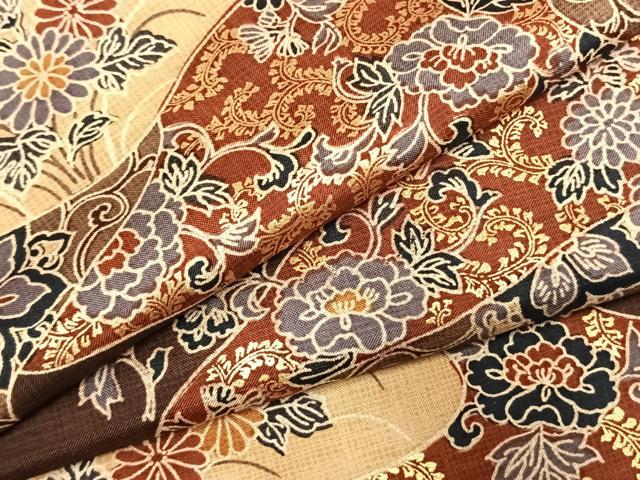 平和屋着物●本場染大島紬　草花文　金彩　正絹　逸品　AABK7637fy