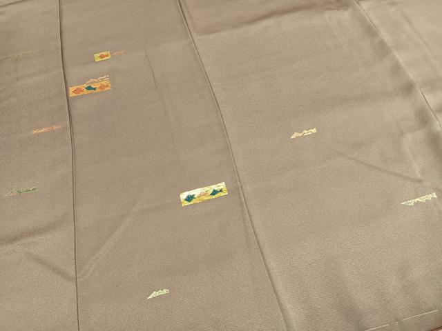 平和屋着物●訪問着　竹屋町刺繍　魚　利休鼠色　金彩　正絹　逸品　未使用　AABK7648fy