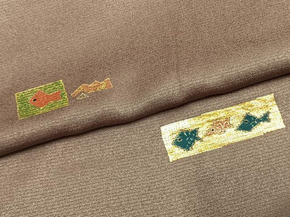 平和屋着物●訪問着　竹屋町刺繍　魚　利休鼠色　金彩　正絹　逸品　未使用　AABK7648fy