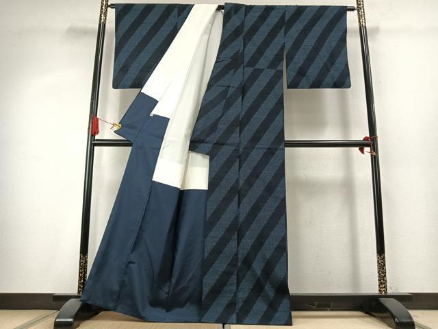 平和屋着物●上質な紬　斜縞　ゑり善扱い　正絹　逸品　AABK7651fy