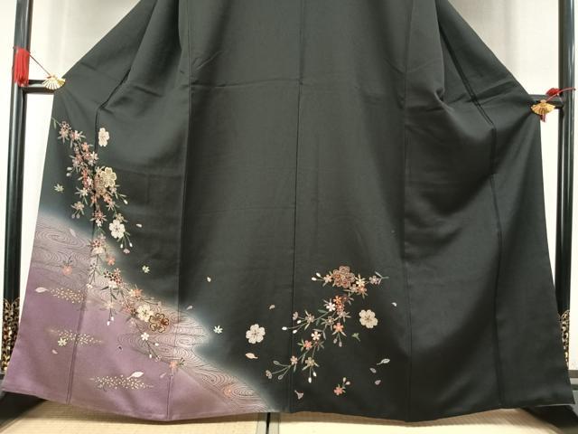 平和屋着物●訪問着　舞桜文　暈し染め　黒地　金銀彩　正絹　逸品　AABK7652fy