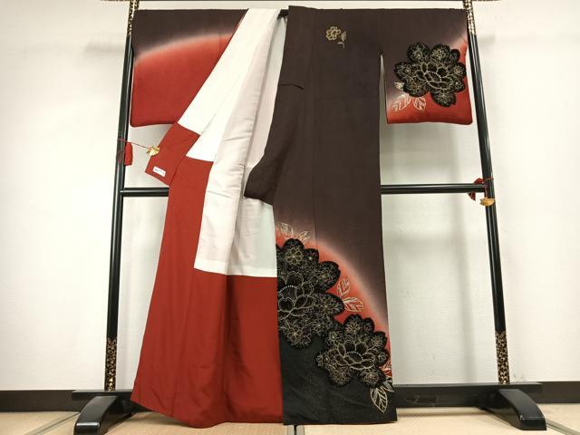 平和屋着物●訪問着　総刺繍　駒刺繍　草花文　暈し染め　金銀糸　ベロア　やまと誂製　正絹　逸品　AABK7665fy