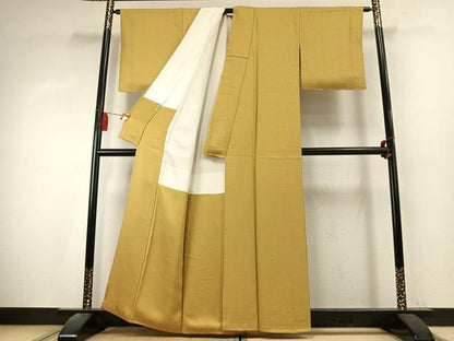 平和屋着物●本草木染作家　瑞寶　色無地　紋意匠　支子色　正絹　逸品　未使用　AABK7710fy