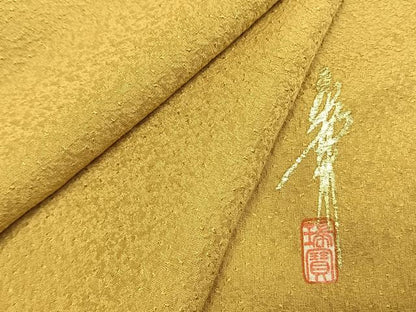 平和屋着物●本草木染作家　瑞寶　色無地　紋意匠　支子色　正絹　逸品　未使用　AABK7710fy