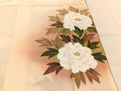 平和屋着物●染色作家　おだに武士　訪問着　手描き　花蝶文　暈し染め　金彩　正絹　逸品　AABK7725fy