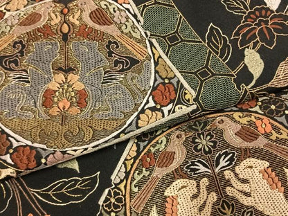 平和屋着物●豪華黒留袖　総刺繍　花鳥文　金糸　正絹　逸品　未使用　AABK7729fy
