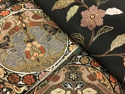平和屋着物●豪華黒留袖　総刺繍　花鳥文　金糸　正絹　逸品　未使用　AABK7729fy