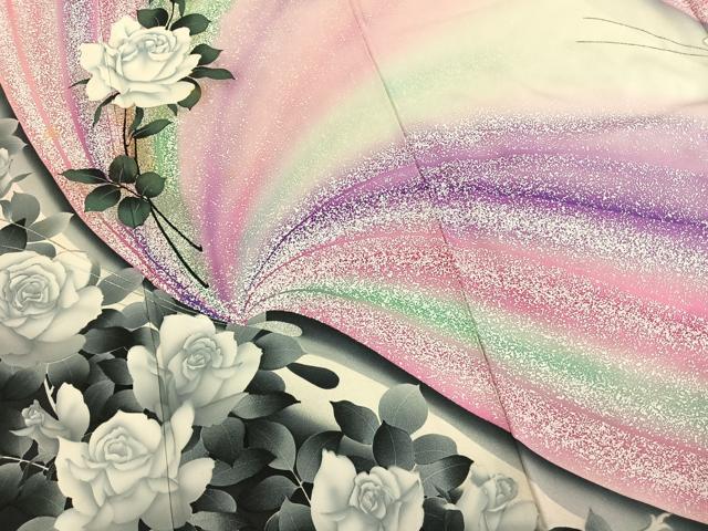 平和屋着物●写真家・秋山庄太郎　振袖　薔薇　暈し染め　銀彩　正絹　逸品　AABK7730fy
