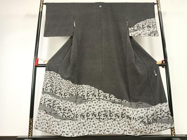 平和屋着物●安田勝彦　訪問着　型染め　草花文　黒地　正絹　逸品　AABK7754fy