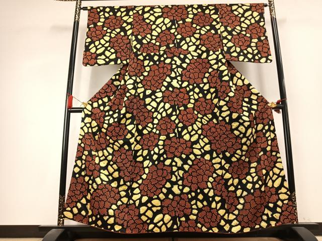 平和屋着物●上質な小紋　総絞り　舞花文　黒地　正絹　逸品　AABK7759fy