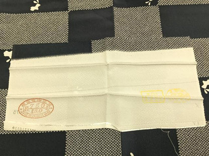 平和屋着物●上質な小紋　市松兎文様　反端付き　正絹　逸品　AABK7779fy