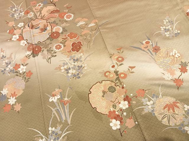 平和屋着物●訪問着　雪輪花蝶文　暈し染め　金彩　正絹　逸品　AABK7780fy