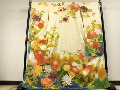平和屋着物●豪華振袖　駒刺繍　草花文　暈し染め　金彩　正絹　逸品　AABK7784fy