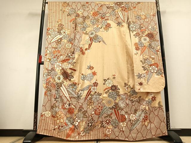 平和屋着物●十日町老舗ブランド　吉澤友禅　吾妻徳穂　振袖　駒刺繍　草花文　金彩　正絹　逸品　AABK7828fy