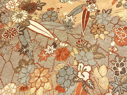 平和屋着物●十日町老舗ブランド　吉澤友禅　吾妻徳穂　振袖　駒刺繍　草花文　金彩　正絹　逸品　AABK7828fy