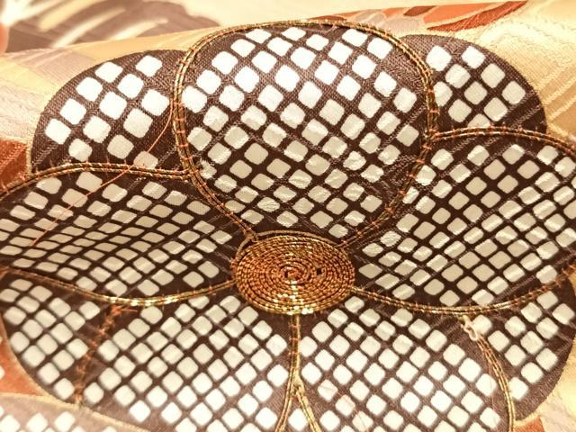 平和屋着物●十日町老舗ブランド　吉澤友禅　吾妻徳穂　振袖　駒刺繍　草花文　金彩　正絹　逸品　AABK7828fy