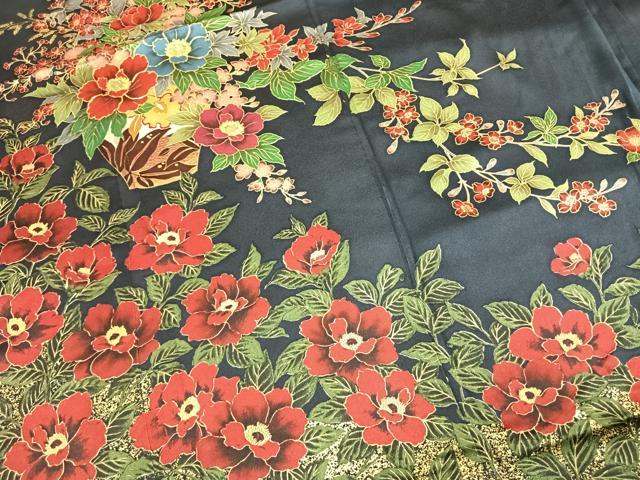 平和屋着物●豪華振袖　駒刺繍　草花文　金彩　正絹　逸品　AABK7884fy