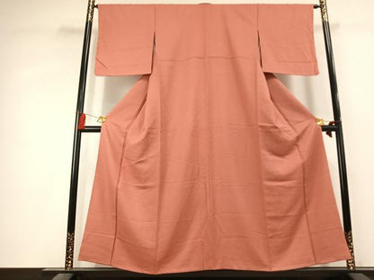 平和屋着物●上質な色無地　紋意匠　甚三紅色　正絹　逸品　未使用　AABK7887fy