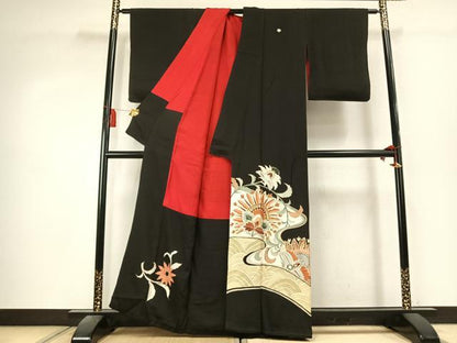 平和屋着物●アンティーク　大正ロマン　黒留袖　駒刺繍　更紗花文　金銀彩　正絹　逸品　AABK7889fy